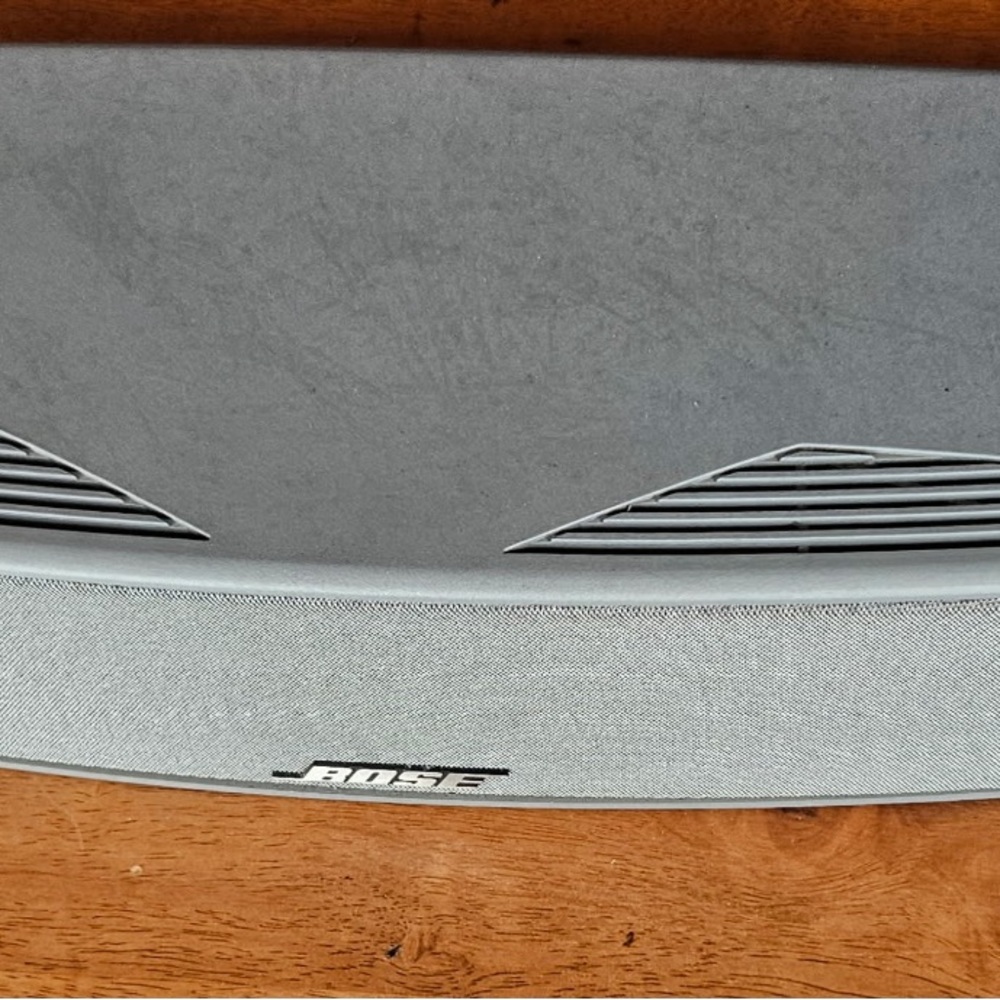 Bose VCS-10 Silver Grey Center Channel Surround Sound Speaker